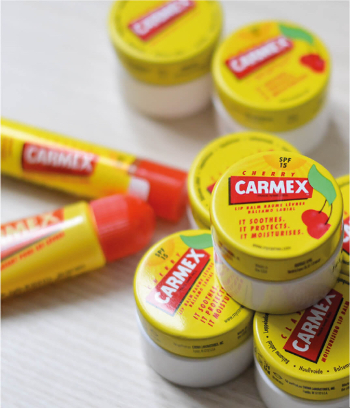 Quel baume Carmex emporter avec moi cet été ?